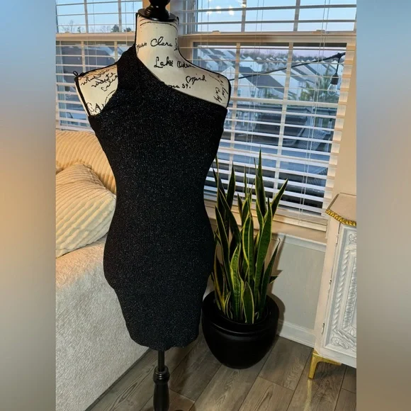 Sincerely Jules Dress Womens Small Black Metallic Knit Halter Bodycon - Picture 3 of 13